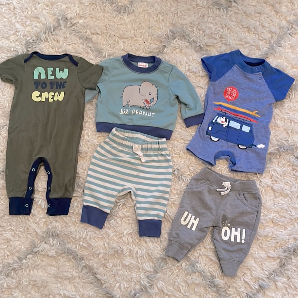 Cat and Jack Baby NB & 0-3 Months Bundle / Lot